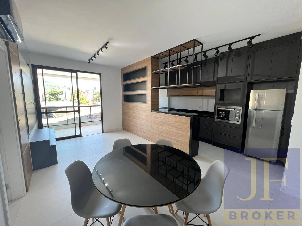 Apartamento à venda e temporada com 2 quartos, 73m² - Foto 11